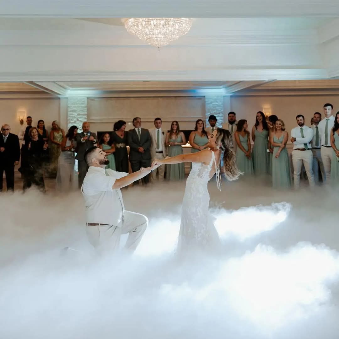 Elegant wedding reception